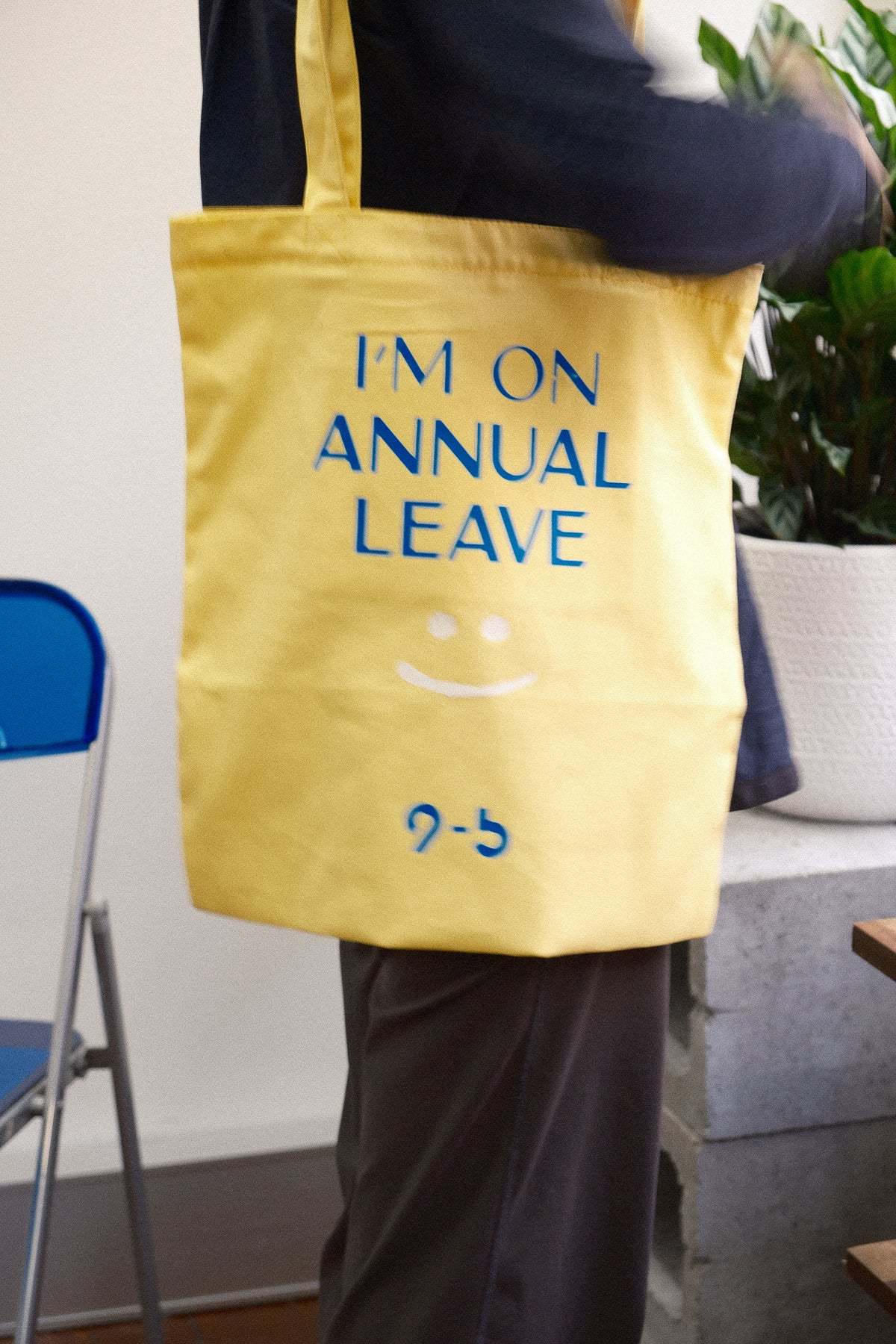 9to5 Studios9to5 Studios Slogan Tote Bag
