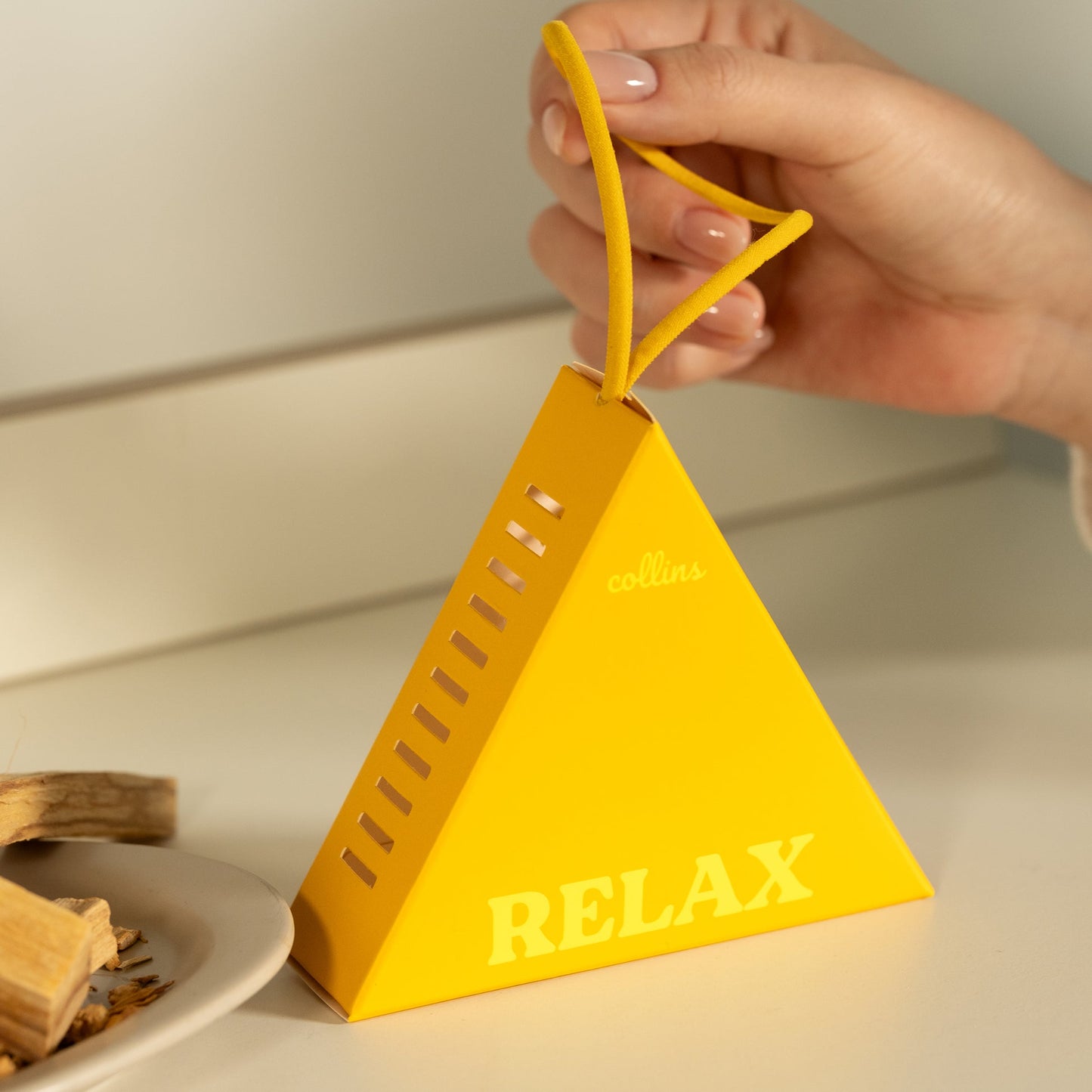 9to5 Studios_Collins Fragrance Sachet 30g Relax