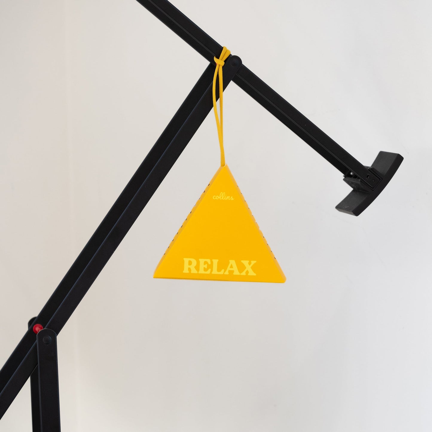 9to5 Studios_Collins Fragrance Sachet 30g Relax