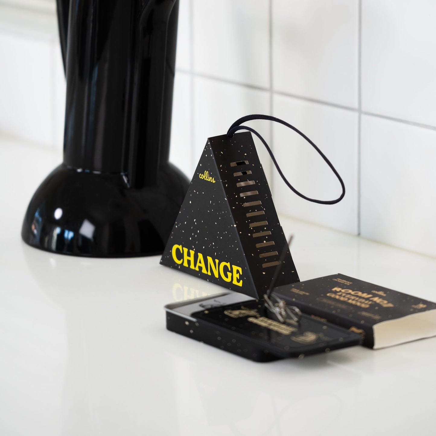 9to5 Studios_Collins Fragrance Sachet 30g Change