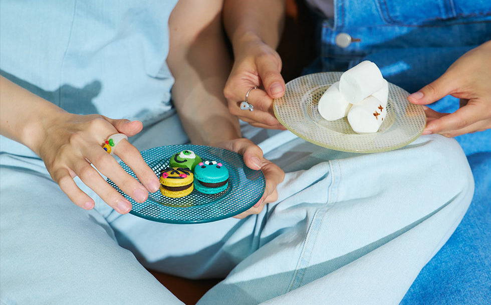 9to5 Studios_Eding Checky Dessert Plate