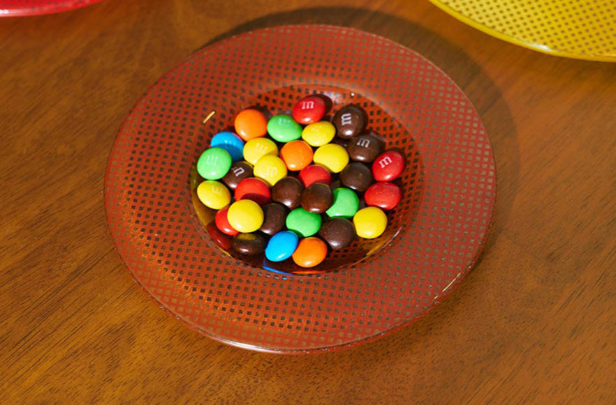 9to5 Studios_Eding Checky Dessert Plate