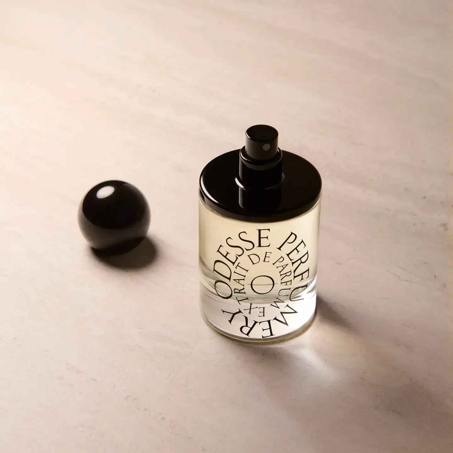 9to5 Studios Odesse Santal D'Orange Extrait De Parfum