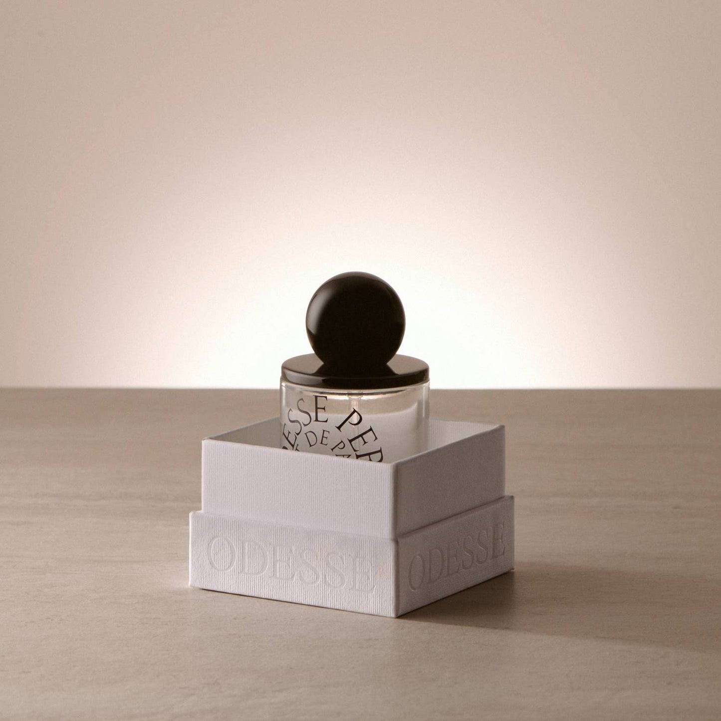 9to5 Studios Odesse Santal D'Orange Extrait De Parfum