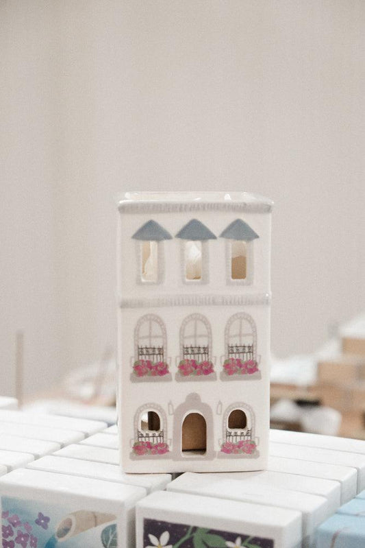 Paddywax Parisian Townhouse ceramic incense and tea light holder with Palo Santo fragrance