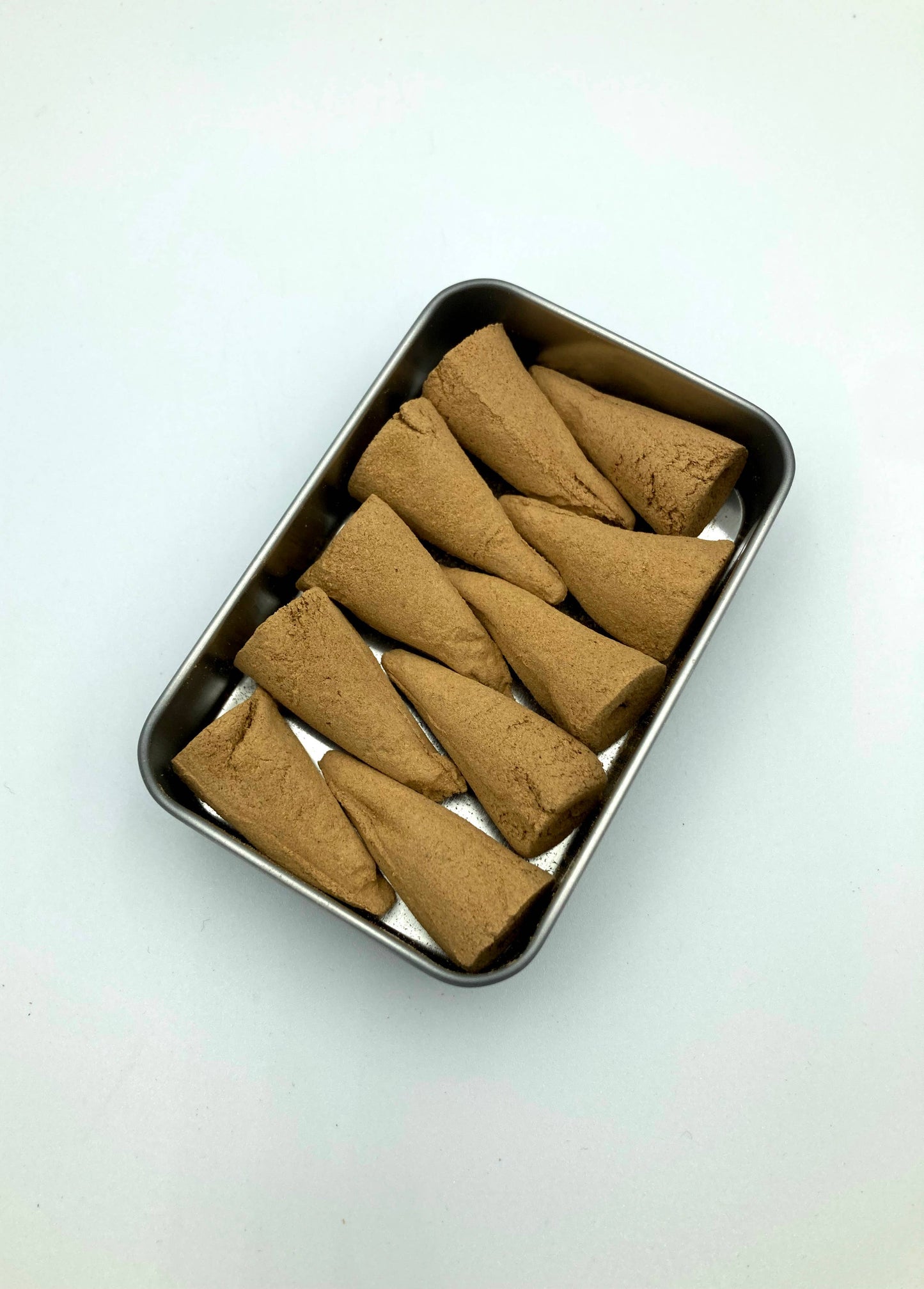 9to5 Studios_Tea Garden Cones-Sandalwood, Benzoin, Lime & Lemongrass
