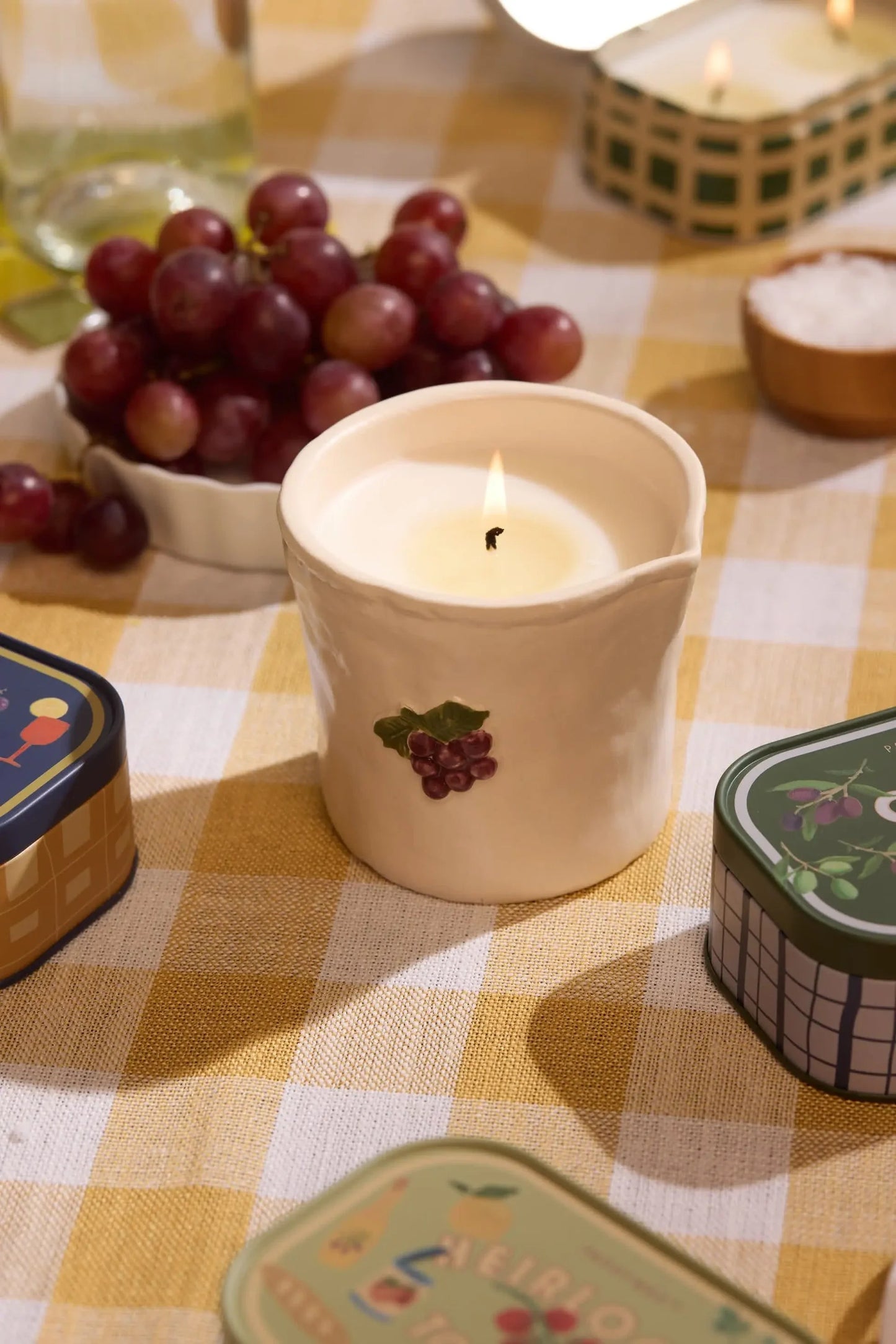 9to5 Studios_Paddywax Bistro Grapes Embossed Ceramic Candle - Bordeaux Grape Boxed