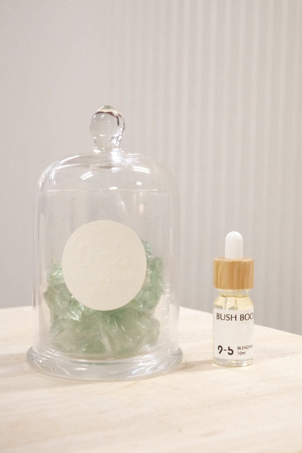 9to5 Studios Bush Boom green crystal diffuser with forest blend oil