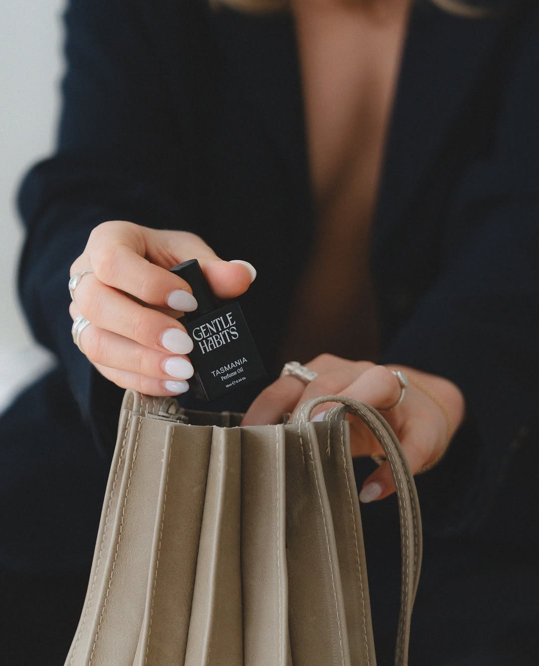 9to5studios Gentle Habits Perfume Oil - Tasmania