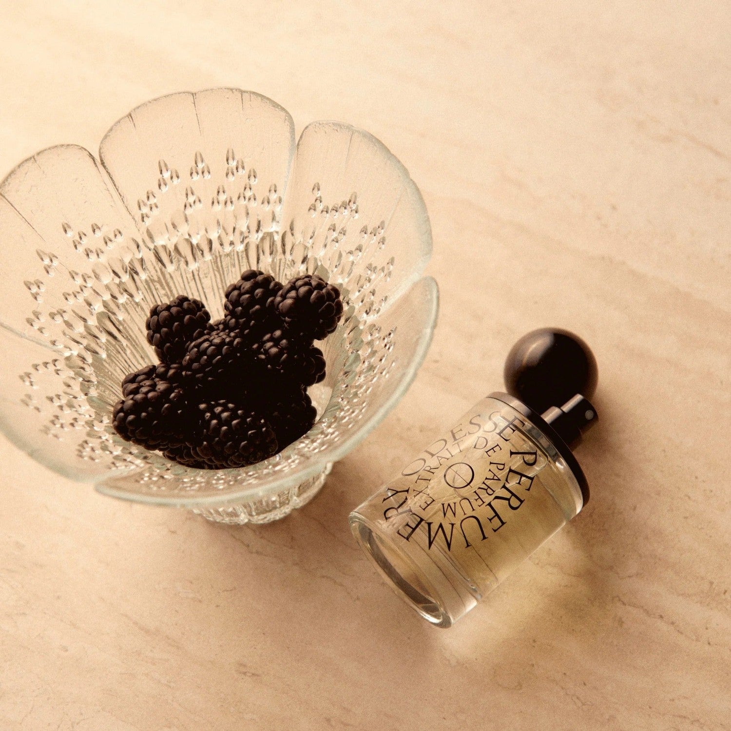 9to5 Studios Odesse Hotel Jasmine Extrait De Parfum