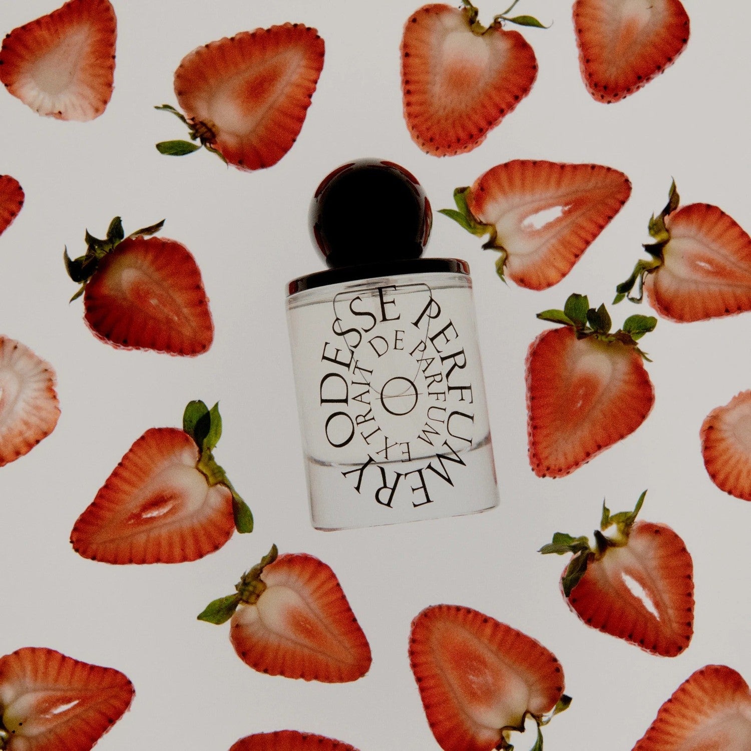 9to5 Studios Odesse Rose Wood Extrait De Parfum