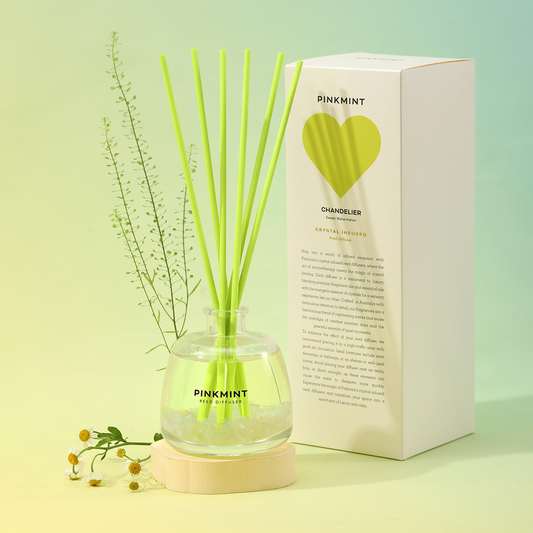 9to5 Studios_Chandelier Reed Diffuser Crystal Infused 