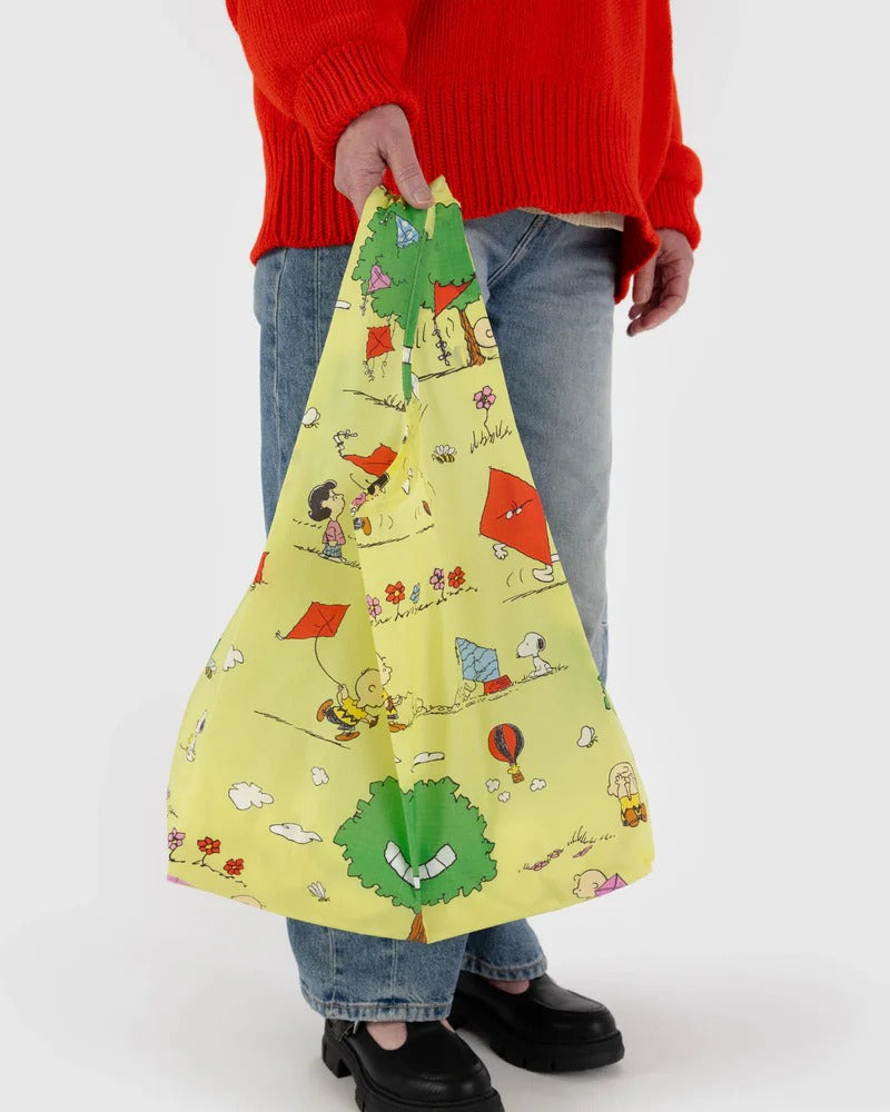 9to5studios Baggu Standard Baggu Kite Eating Tree