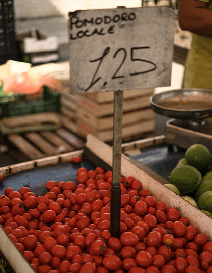 9to5studios Posie Candle POM: Tomato Leaf / Lemon Peel / Moss