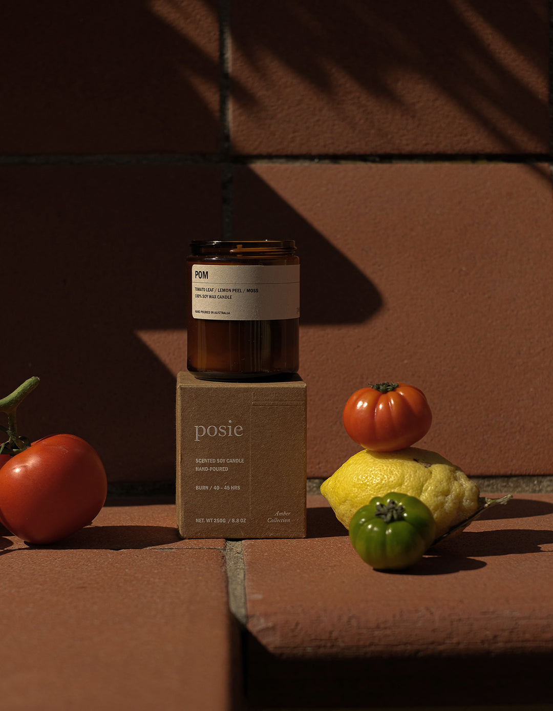 9to5studios Posie Candle POM: Tomato Leaf / Lemon Peel / Moss