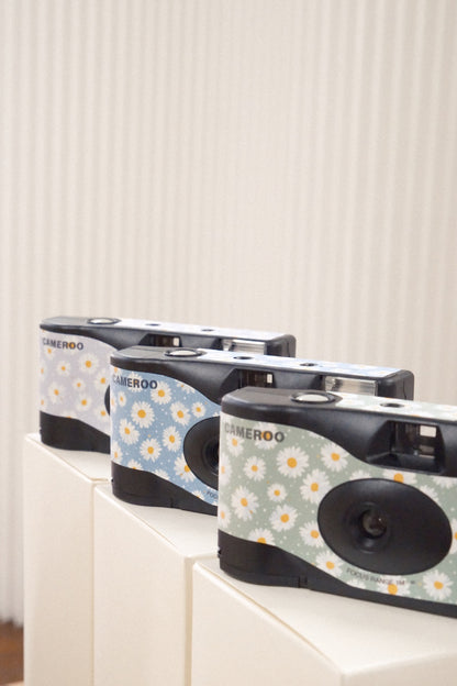 9to5 Studios Cameroo Disposable 35mm Film Camera - Daisy Bloom - Ocean Bloom