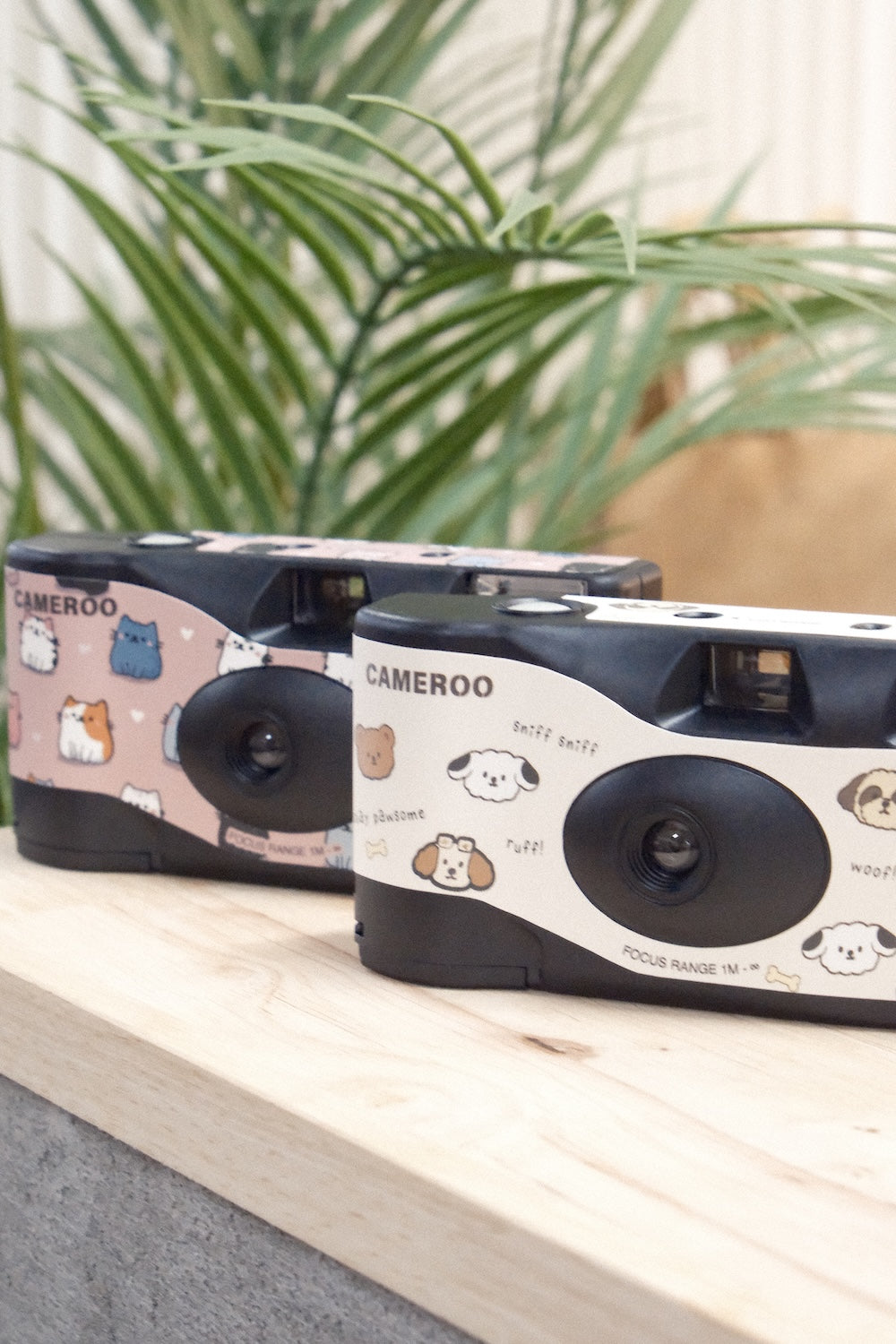 9to5 Studios Cameroo Disposable 35mm Film Camera - Kitty Crush