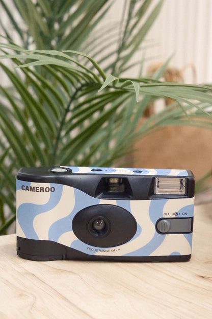 9to5 Studios Cameroo Disposable 35mm Film Camera - Wavy - Sky Blue