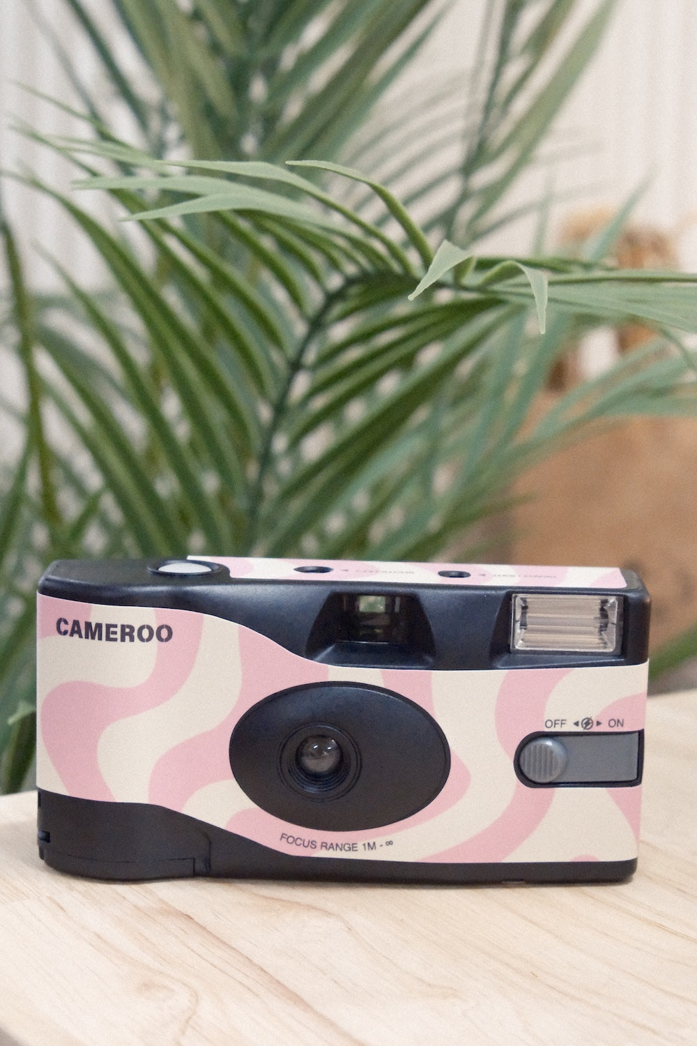 9to5 Studios Cameroo Disposable 35mm Film Camera - Wavy - Soft Blush