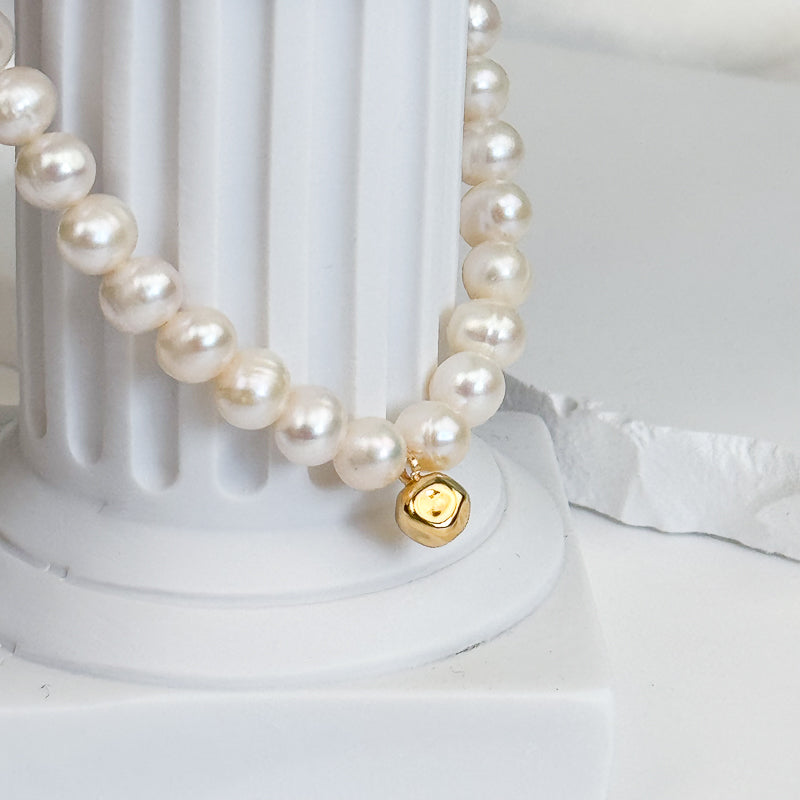 Classy Freshwater Pearl Necklace 9to5 Studios