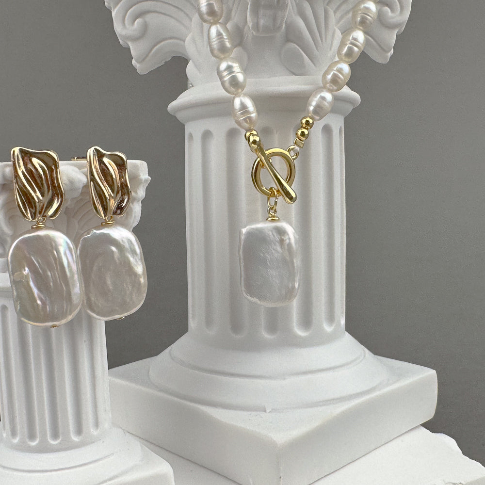 Freshwater Square Baroque Pearl Earrings Gold 9to5 Studios